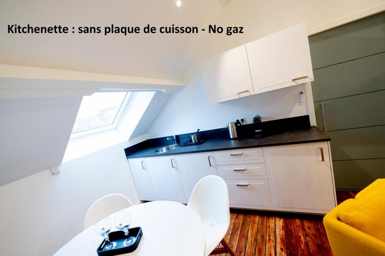 Les Gites Du Palais 迪南 外观 照片